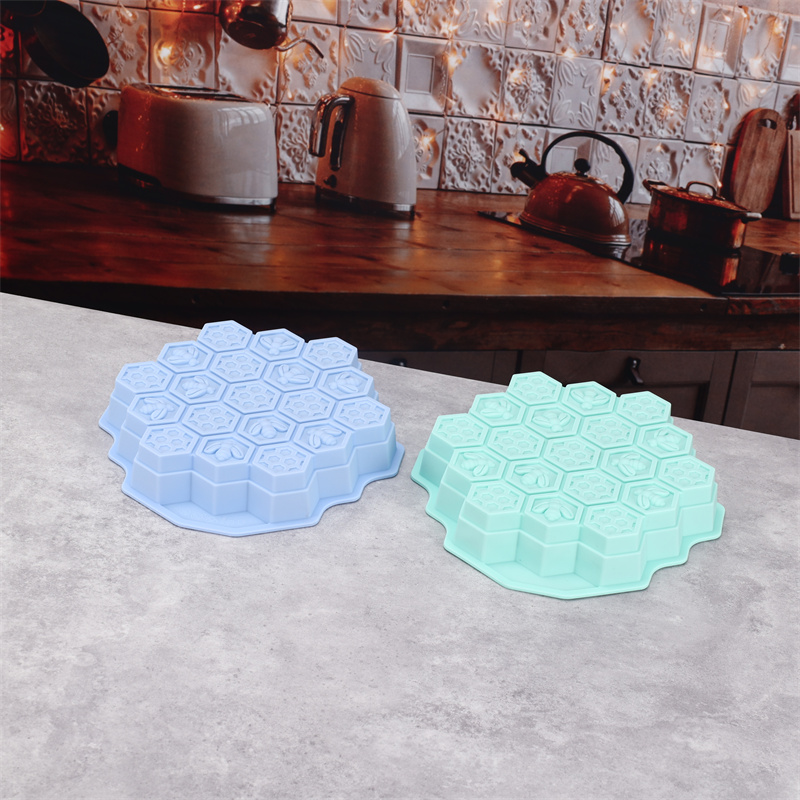 Silicone 19 Mobile Bee Honeyco - Eco Soap ulasan dan harga